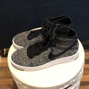 Nike FlyKnit Air Force 1